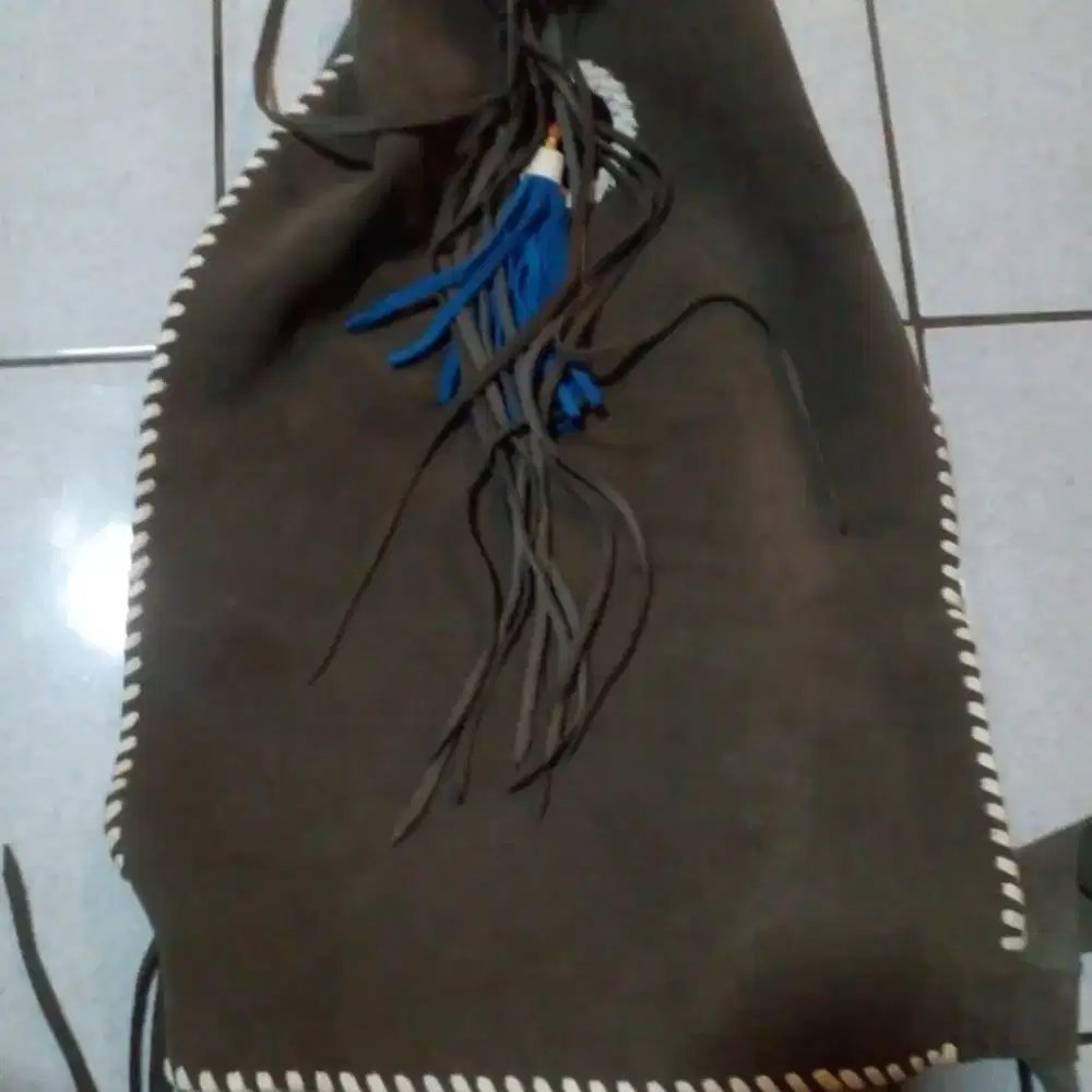 Preloved Backpack Etnik bahan Suade 35 x 50cm, COD Cijantung dsk