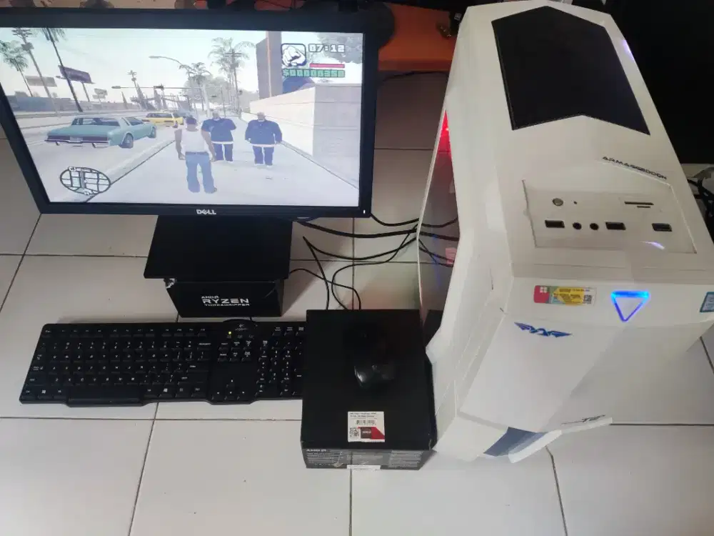 Komputer satu set core i3 gen 7 plus monitor