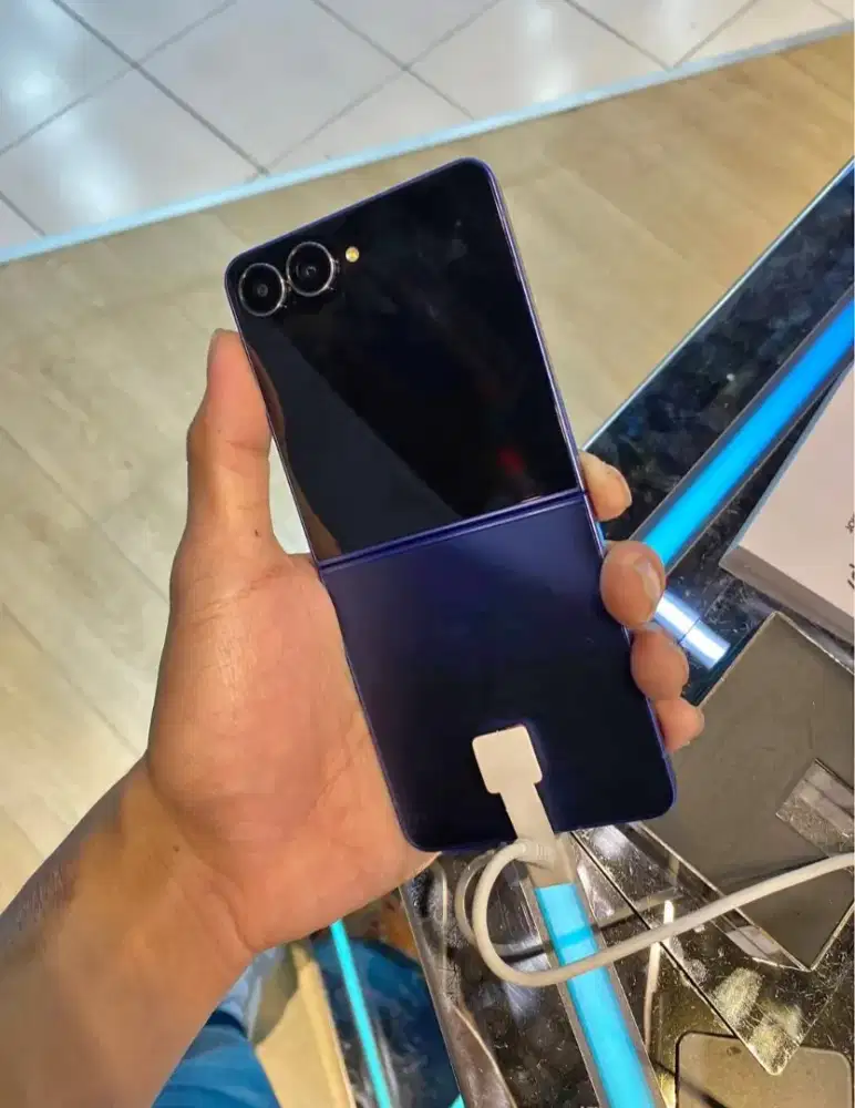 SAMSUNG GALAXY Z FLIP 7 12/256 SEGEL NEW RESMI PROMO