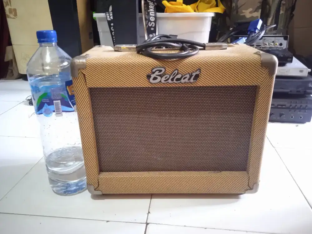 Ampli gitar minimalis