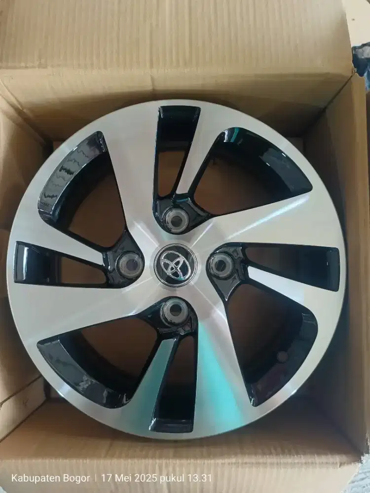 Velg baru oem avanza veloz dan xenia rbsporty ring 15
