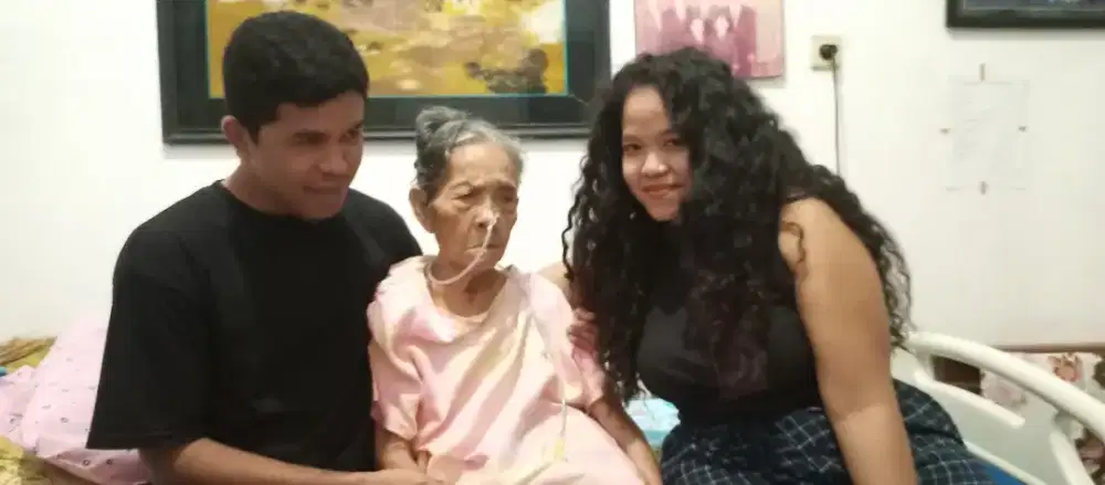 Perawat orang tua sakit