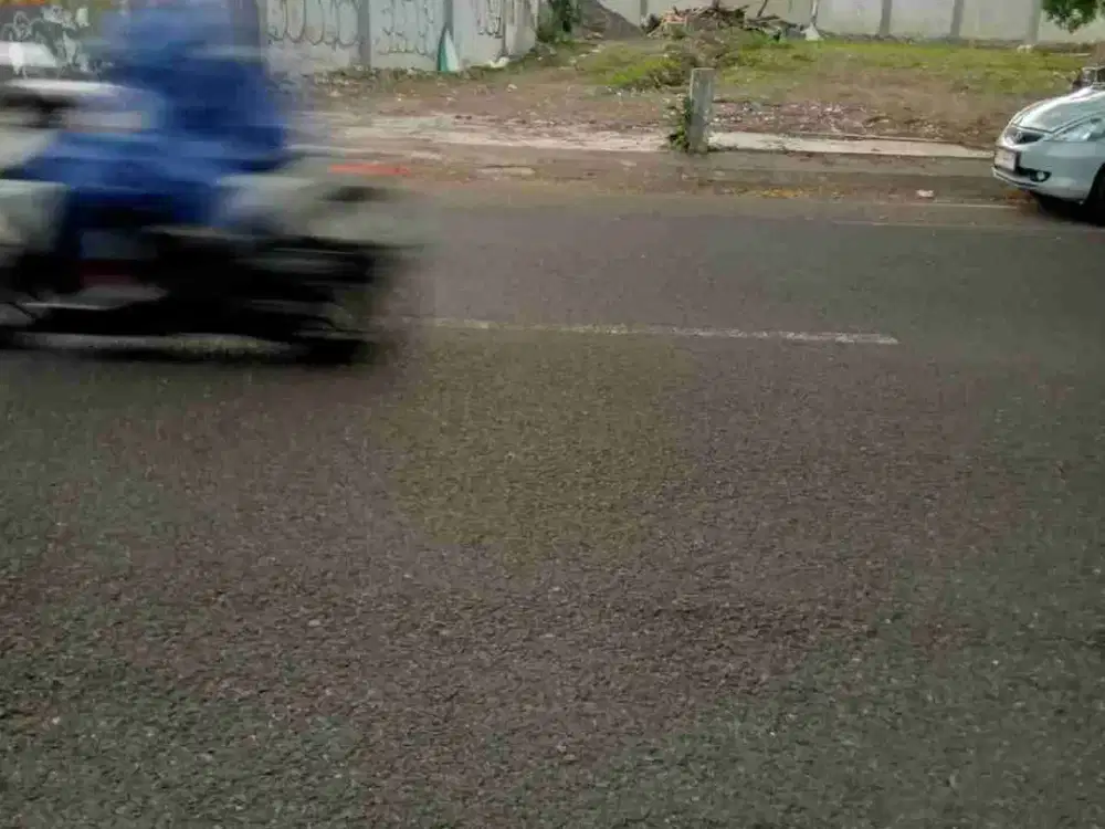 DIJUAL TANAH PEKARANGAN PINGGIR JALAN AREA MONJALI