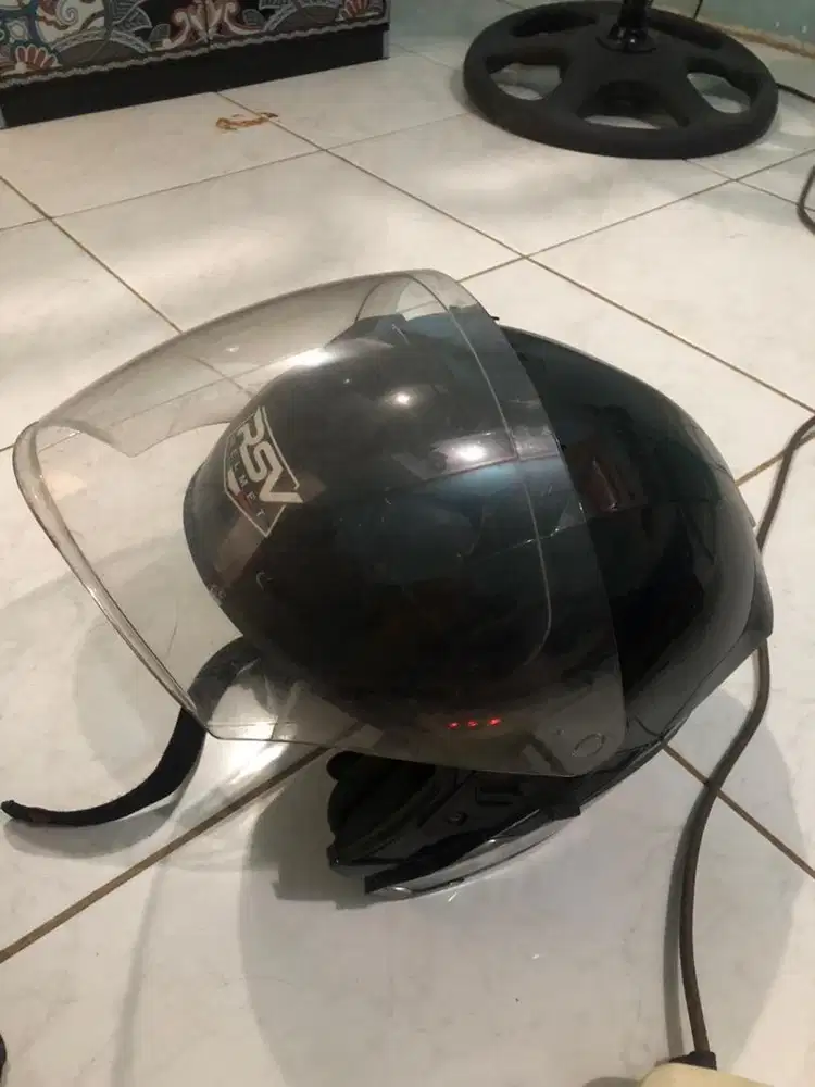Helm RSV SV300 Black Glossy Size XL