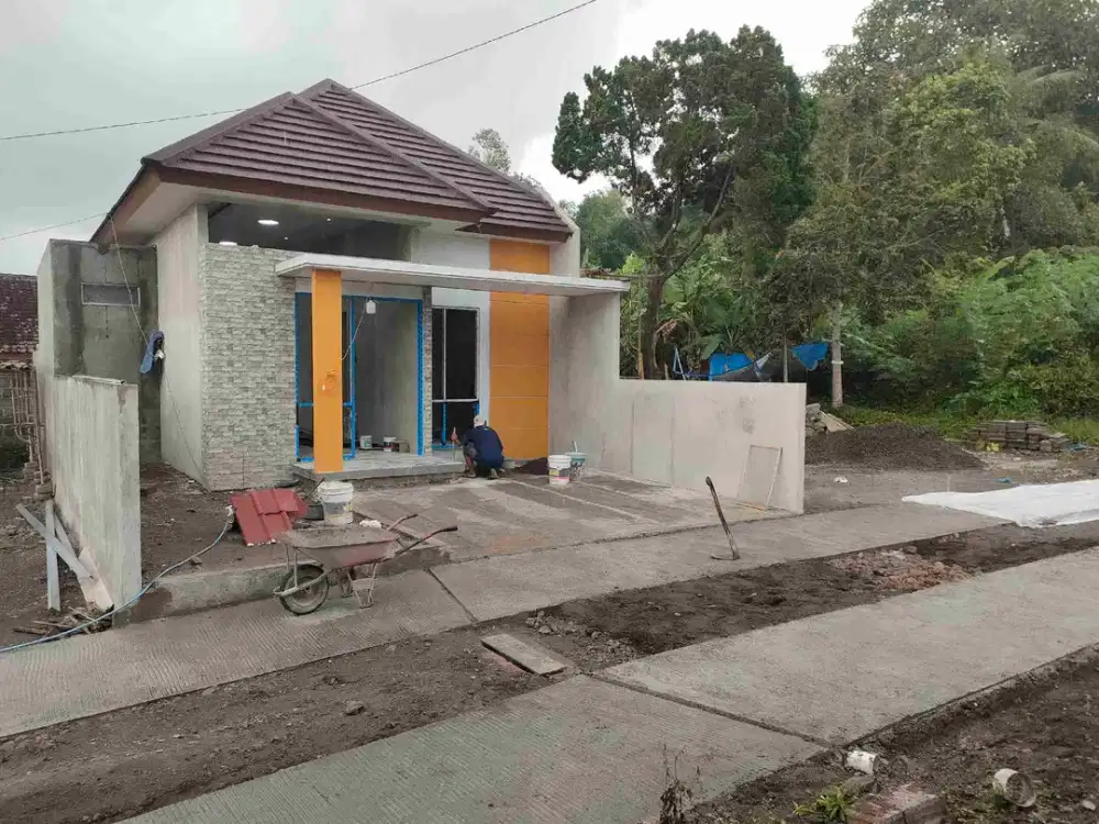 dijual rumah utara kampus uii jl kaliurang km 16