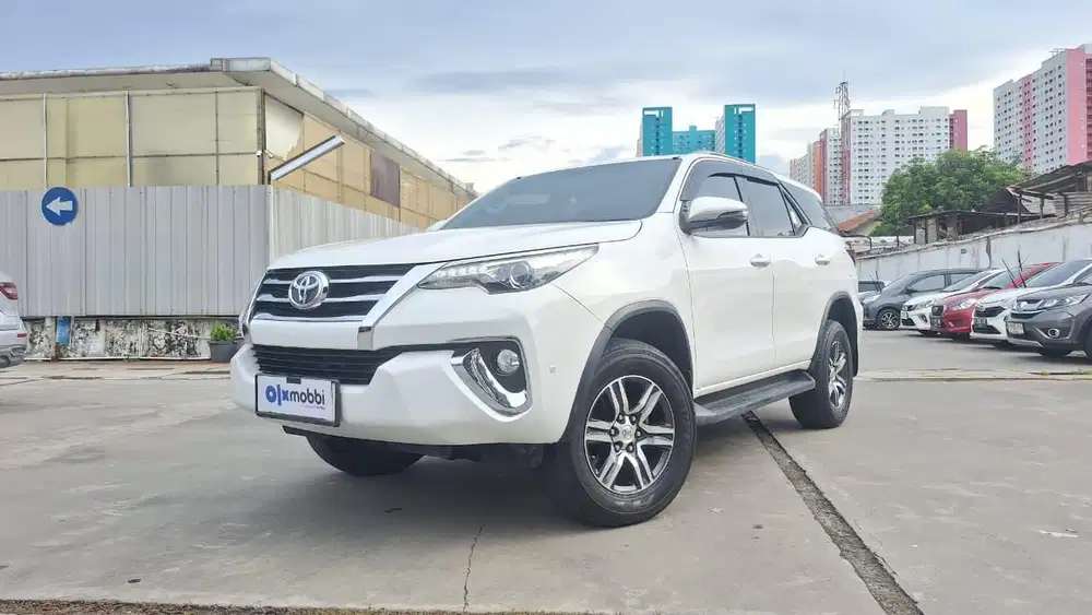 DP MURAH - Toyota Fortuner 2.4 G Solar-AT 2019