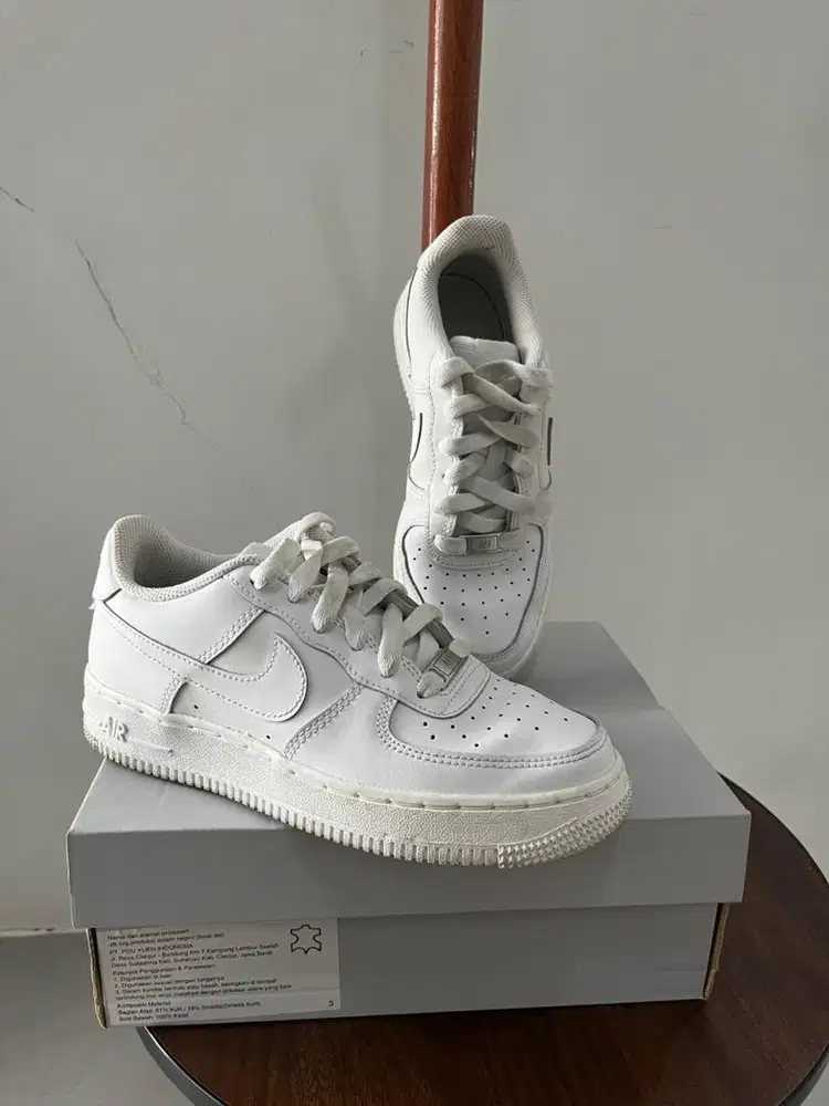 Sneakers wanita nike air force 1 white eur36,5 women cewek keren