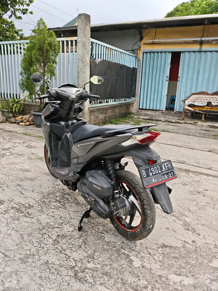 {jual butuh} Vario led old 2017 Standart
