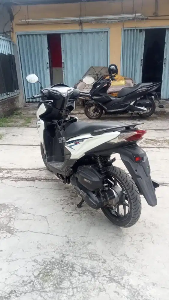 {jual butuh} Vario led old 2016 Originall full