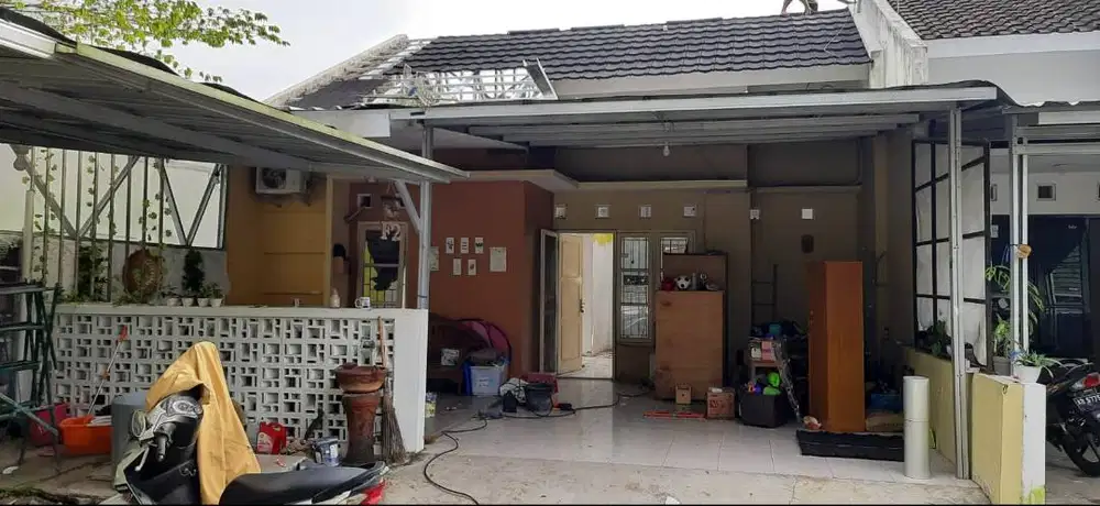 Dijual Rumah lokasi strategis depan Fasum Masjid