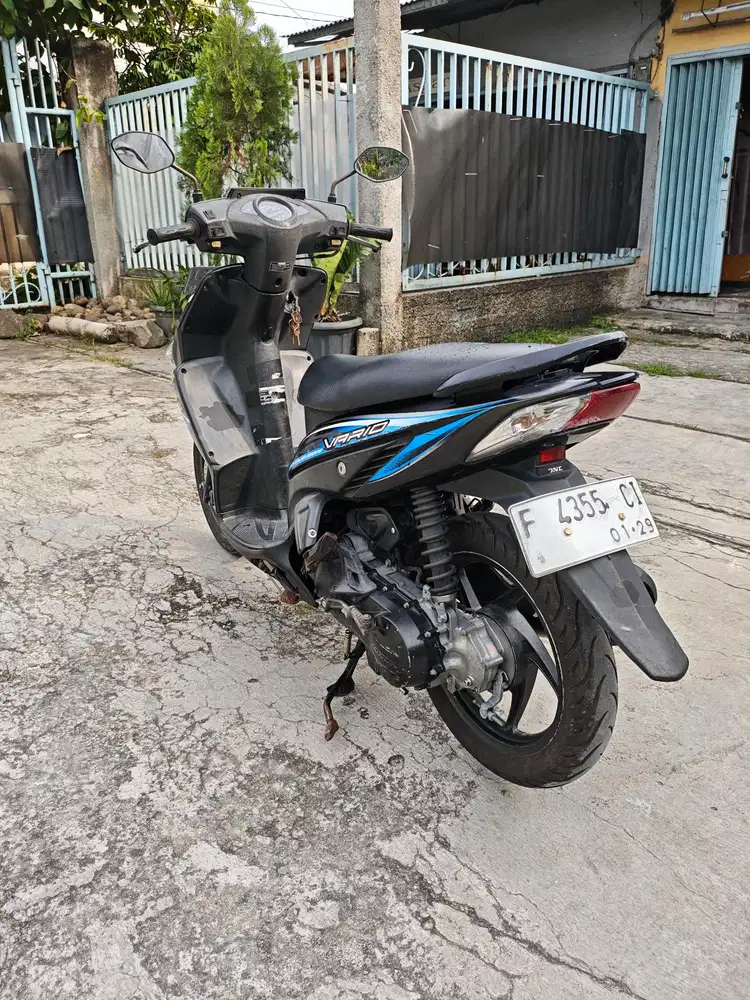{jual butuh} Vario CW 110cc Standart