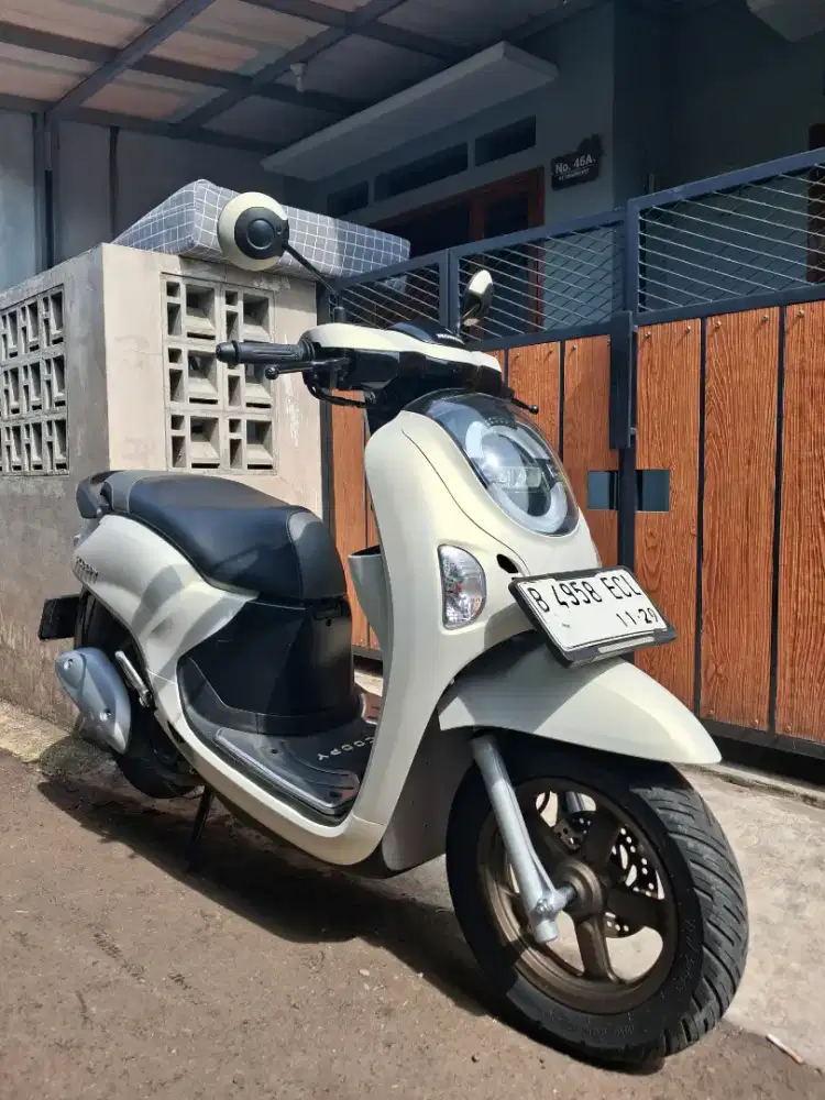 Honda Scoopy Prestige [New Model]
