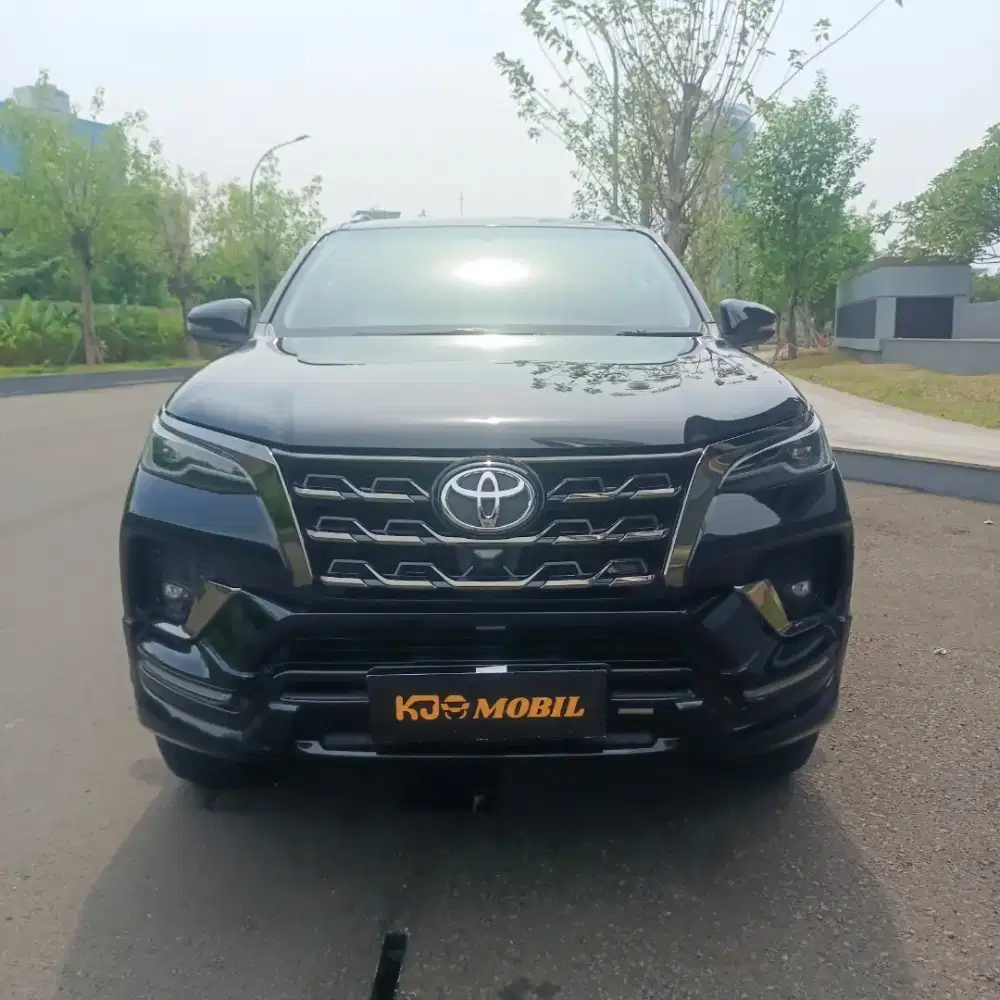 Toyota Fortuner GR 2.8 VRZ TRD 4 X 2 A/T 2022 Hitam Nopol B Ganjil