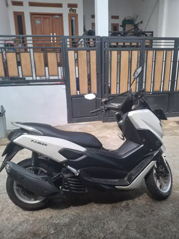 YAMAHA NMAX MULUS ORSINIL