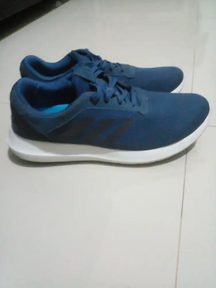 Sepatu adidas ori