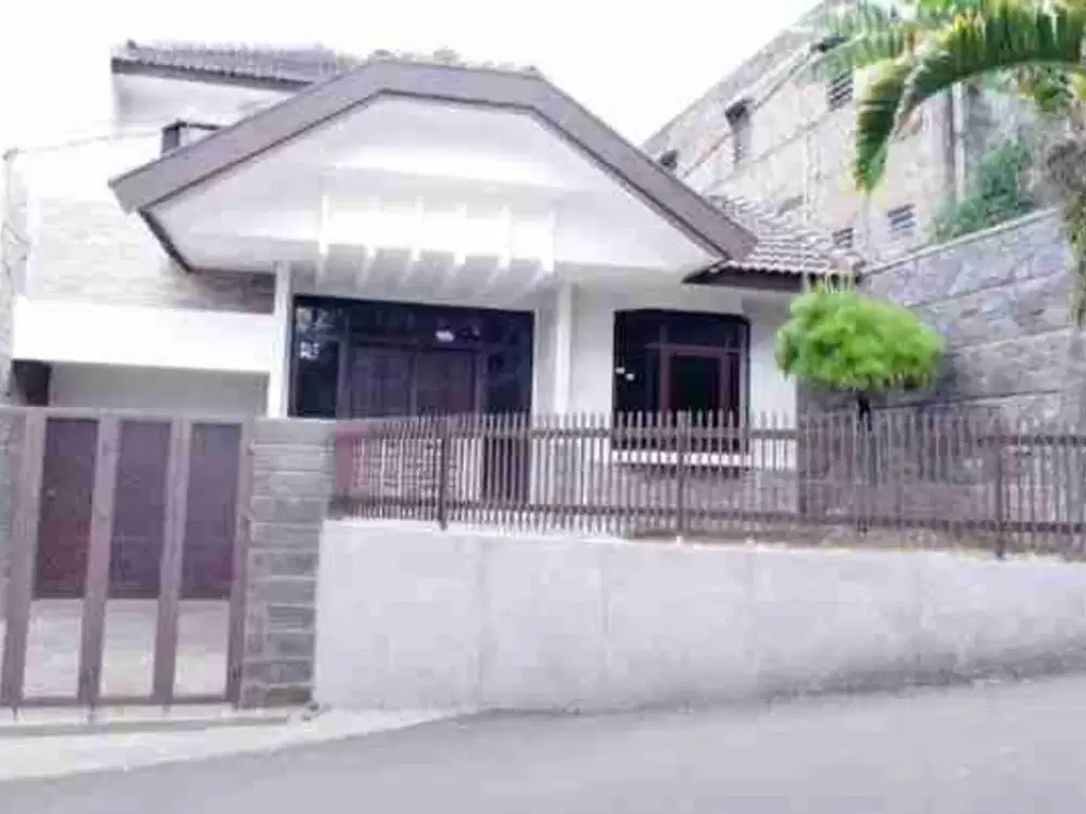 Rumah Siaphuni di Hegarmanah Bandung