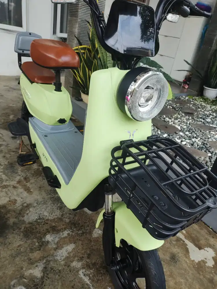 Jual Selis Uwinfly D7d mulus KM rendah