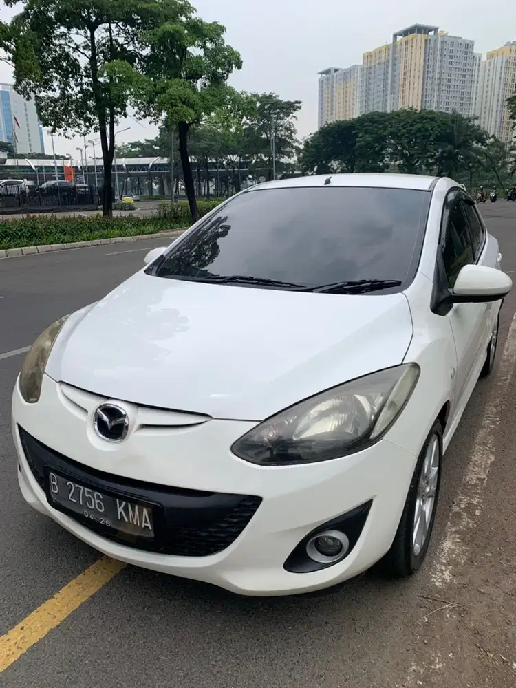 Mazda 2 2012 Bensin