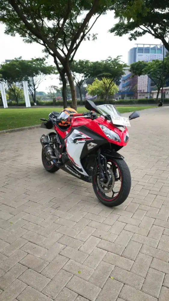 Dijual. Kawasaki ninja 250 Fi thn 2012