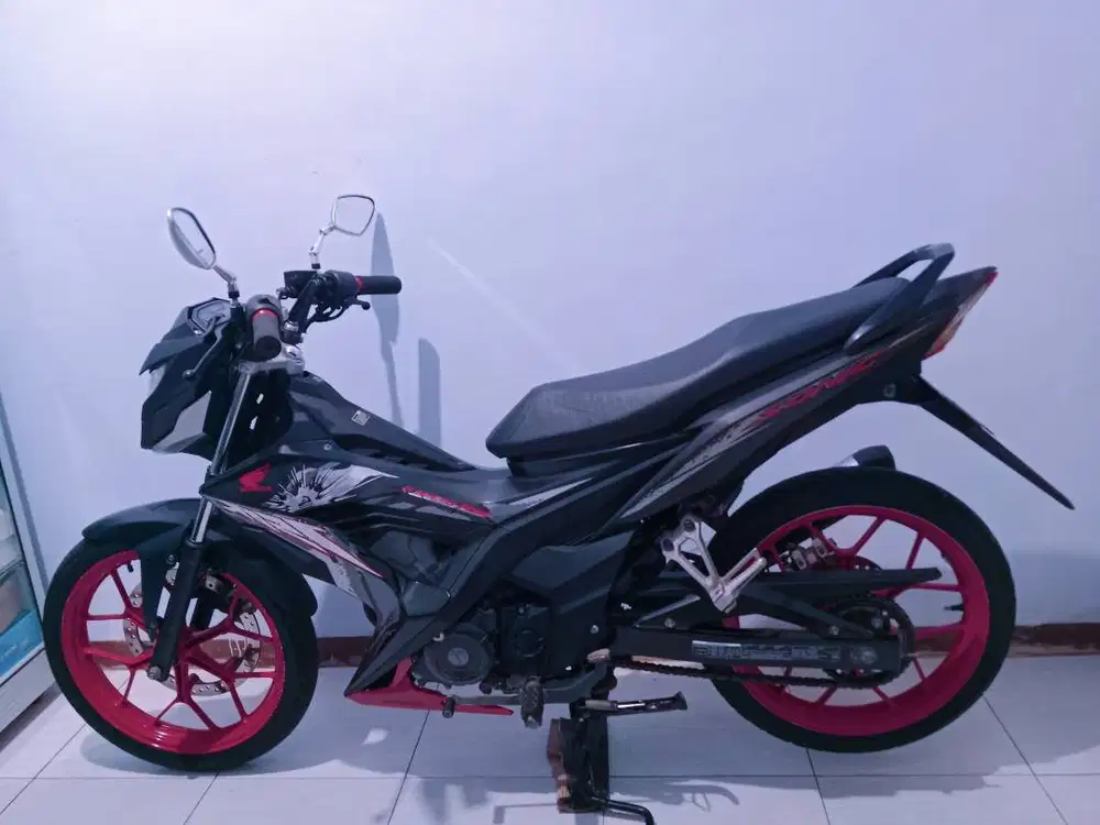 Honda sonic 2018 lengkap mati stnk bpkb faktur.
