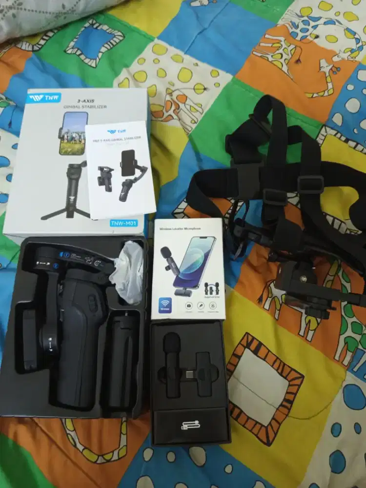 Gimbal, Mic dan Strap HP