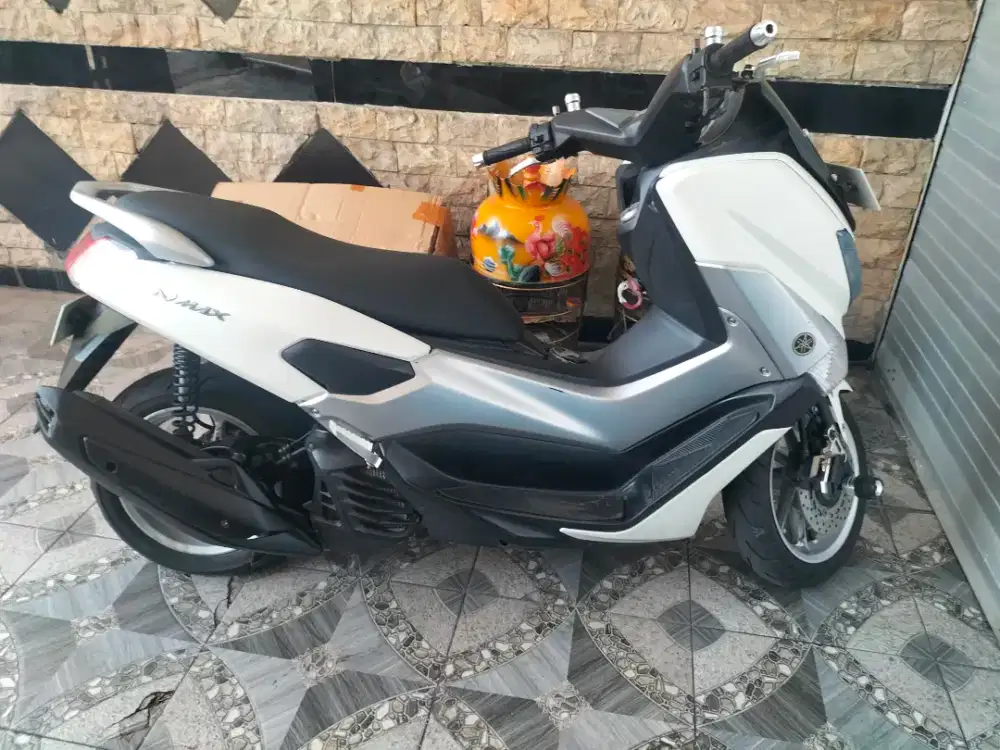Yamaha NMAX 2016  tgn 1 ors cat  mesin hls PJK aman