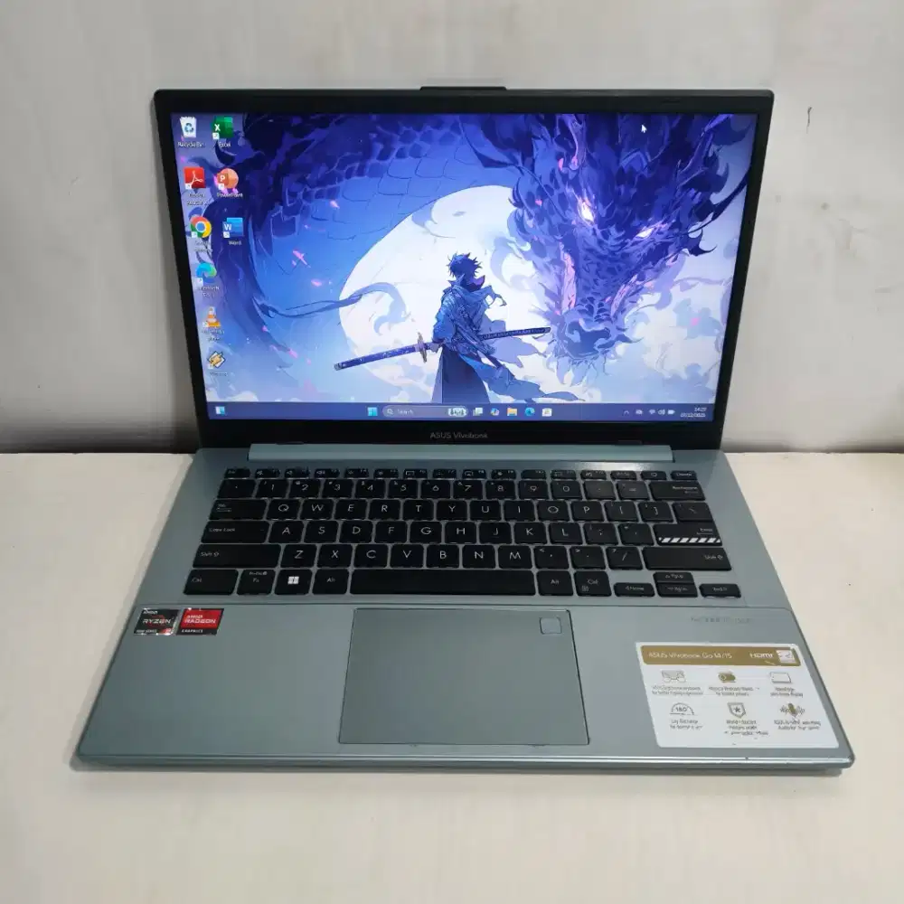 Asus vivobook E1404FA Amd Ryzen 3 7320U Ram 8gb ssd 256gb