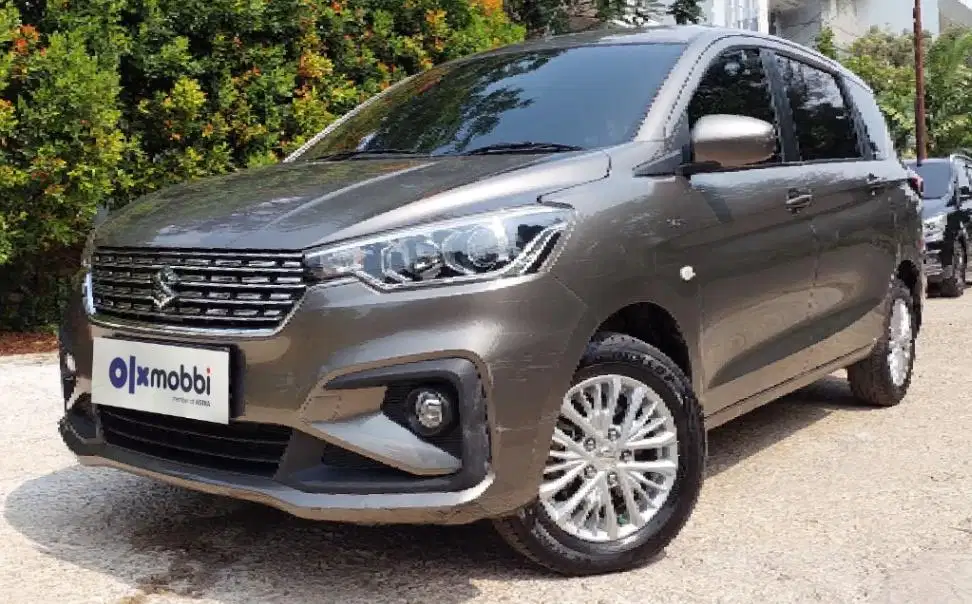 TDP 9,JT Suzuki Ertiga 1.4 GL Bensin-AT Hitam 2021