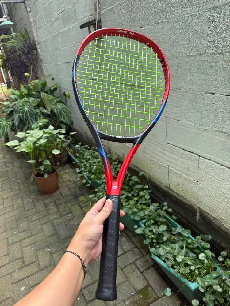 Raket Tennis Yonex Vcore Games Scarlet Red
