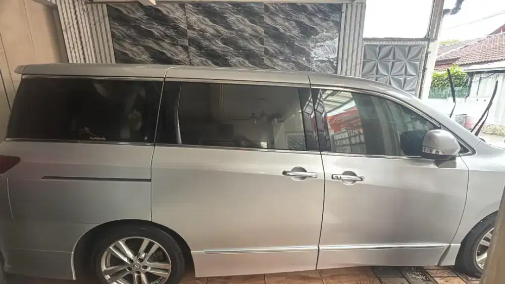 Nissan Elgrand HWS reg/pembelian 2017