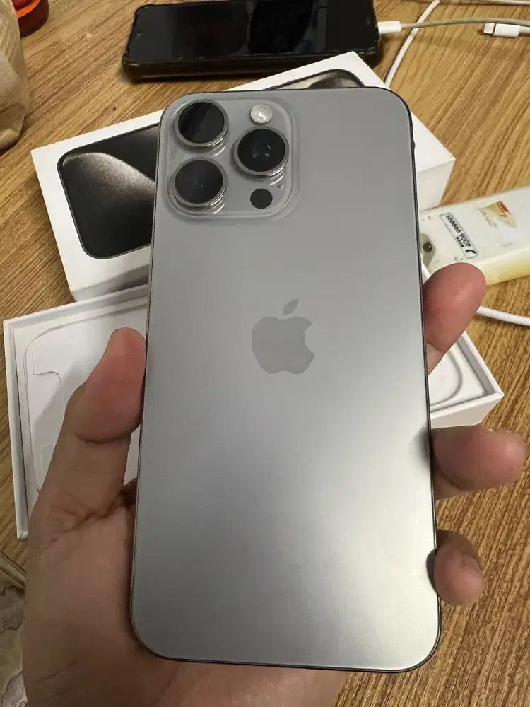 iPhone 15 promax 256gb