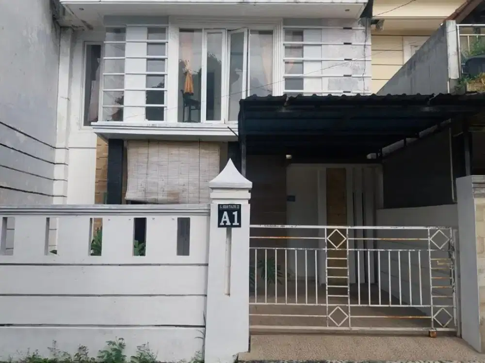 Di Jual Rumah Lantai 2 Lokasi Di Jln Sekar Tunjung Gatsu Timur Denpasar Timur Bali. Dekat Ke Living Mall, Kertalangu, Bay Pass Sanur.
