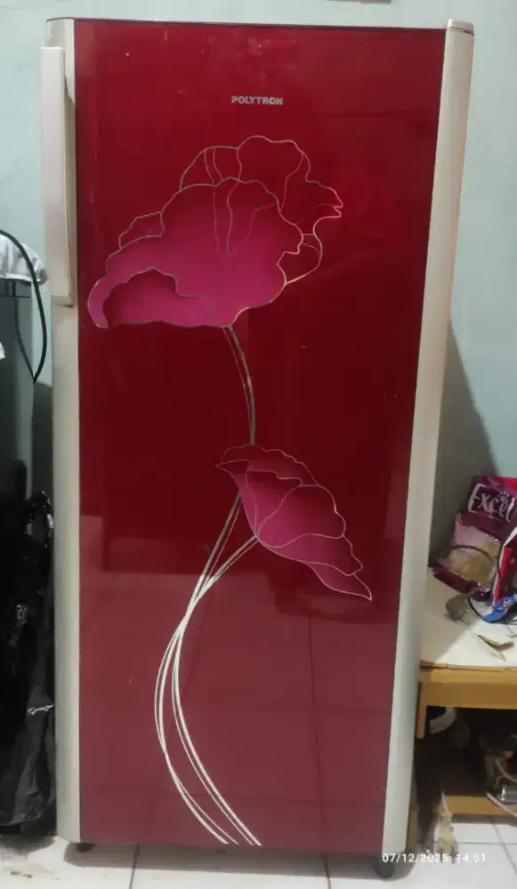 Jual cepat kulkas polytron