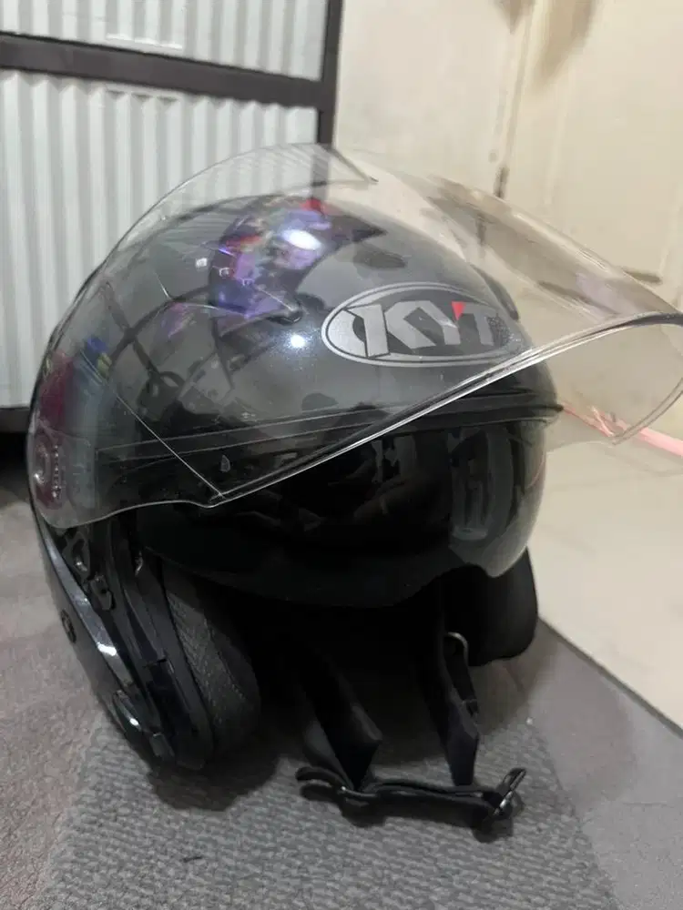 Helm KYT Galaxy Flat R