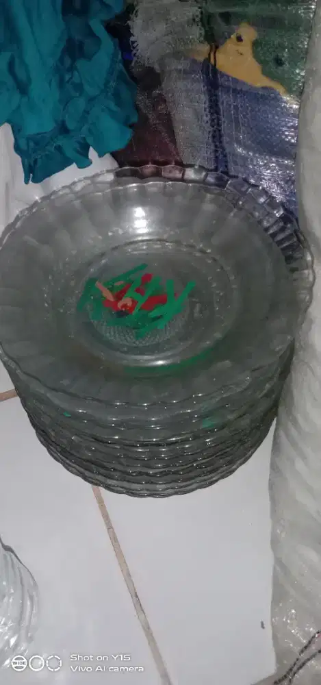 Dijual piring makan seribuan