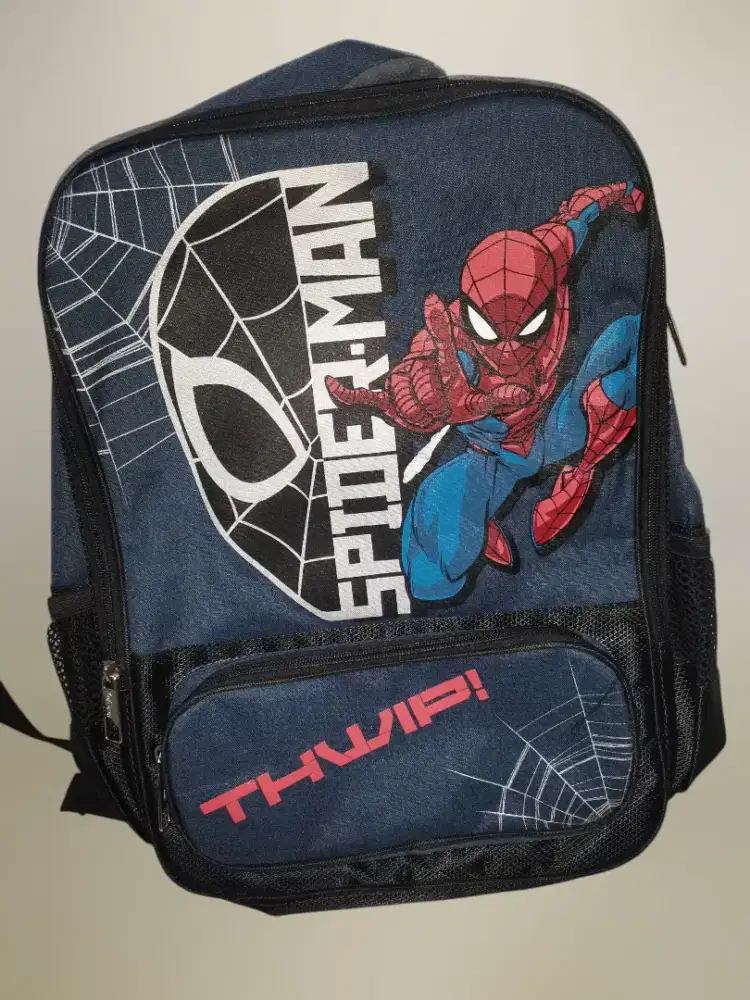 Tas ransel sekolah