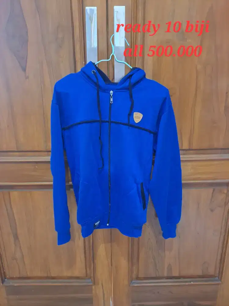 Hoodie biru benhur
