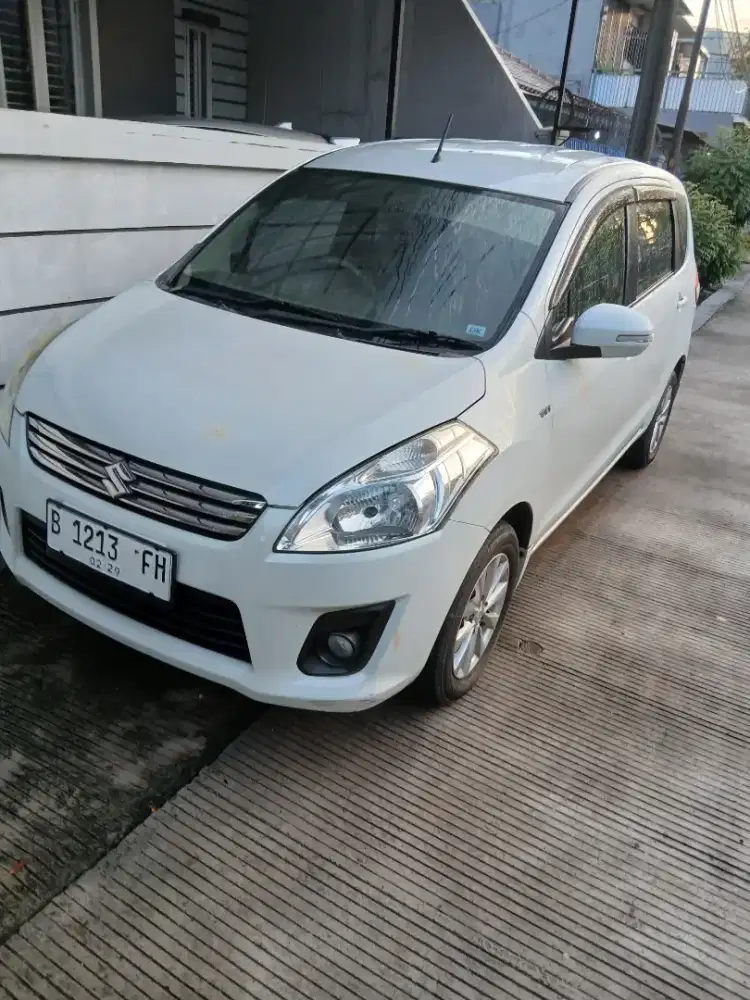 Suzuki ertiga gl mt 2014