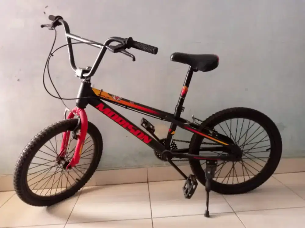 SEPEDA MORISON UKURAN 20