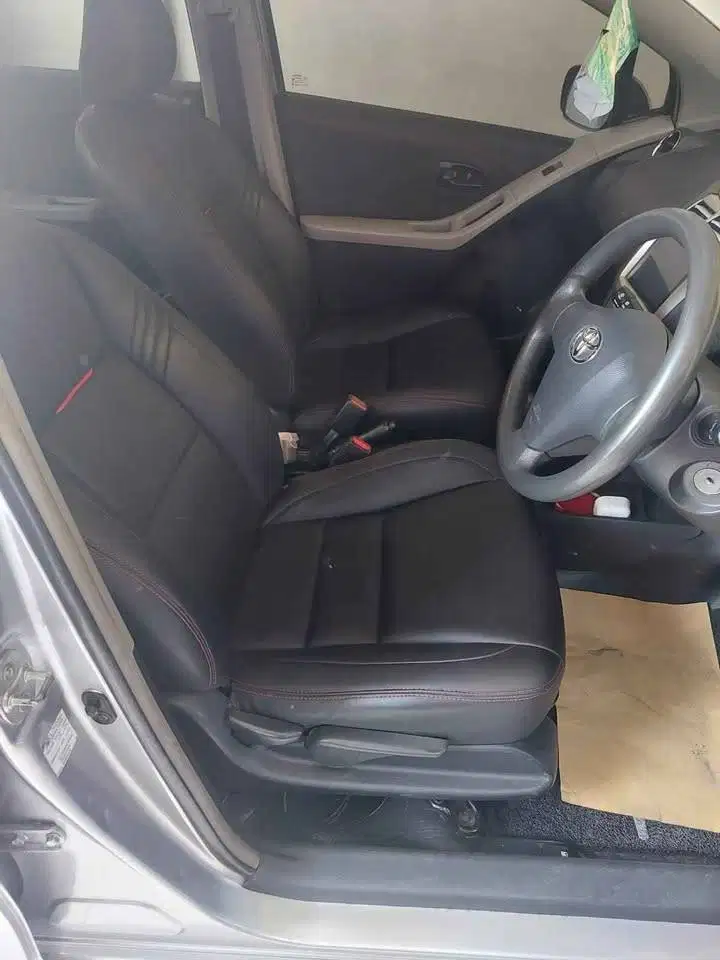 Toyota Yaris 2012 AT/Matic