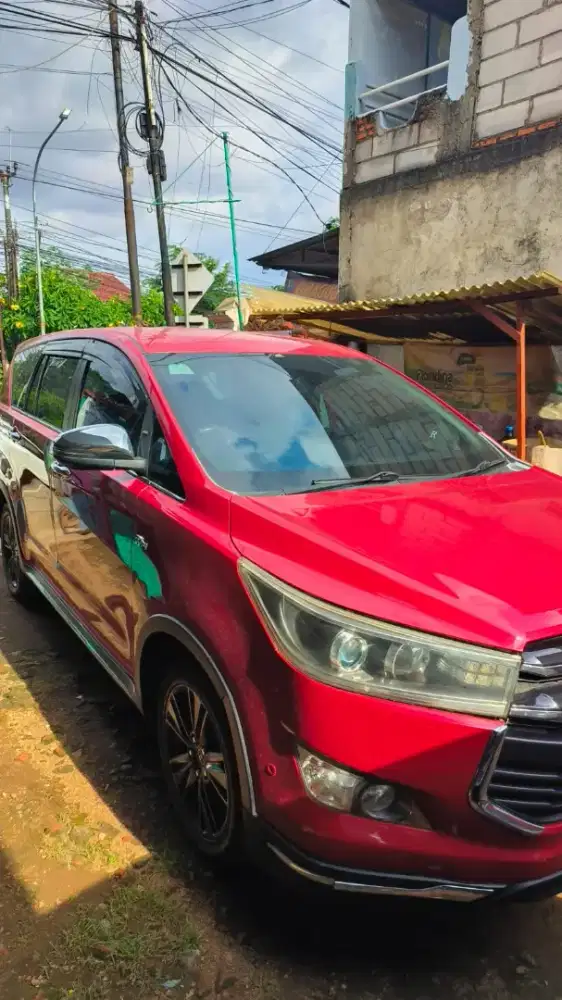 TOYOTA INOVA VENTURE 2017 BENSIN