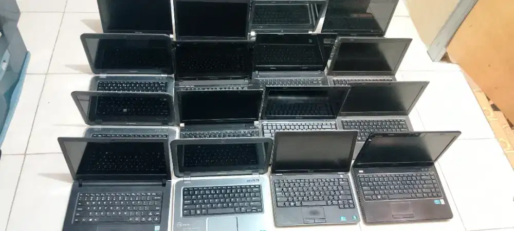 Jual borong laptop Sesui poto