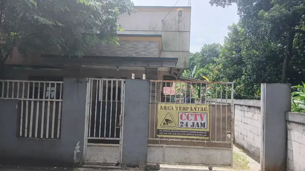 Dijual atau di sewa rumah akses mobil