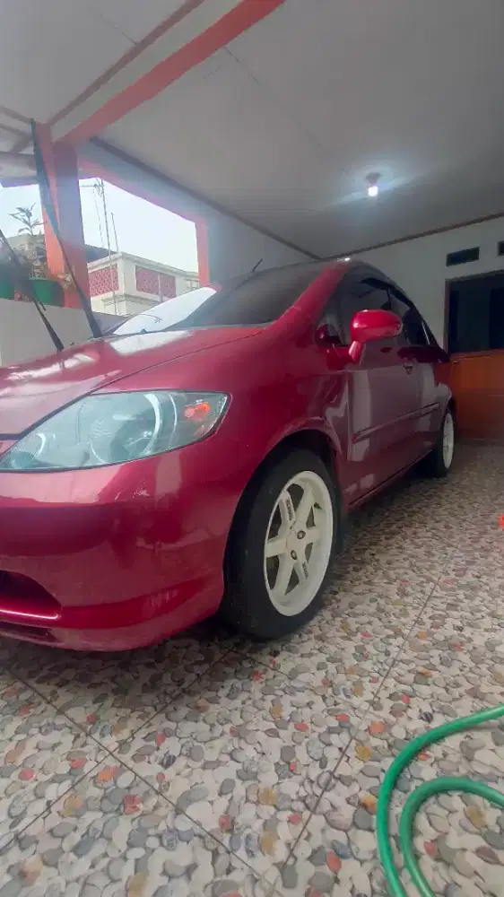 Honda City 2004 (siap pakai)