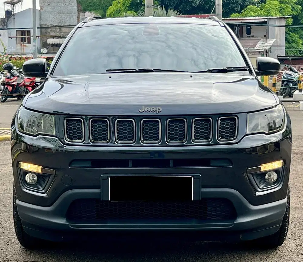 Jeep Compass Longitude Turbo 2019 Antik Low Km Murah Bekas Hitam Top