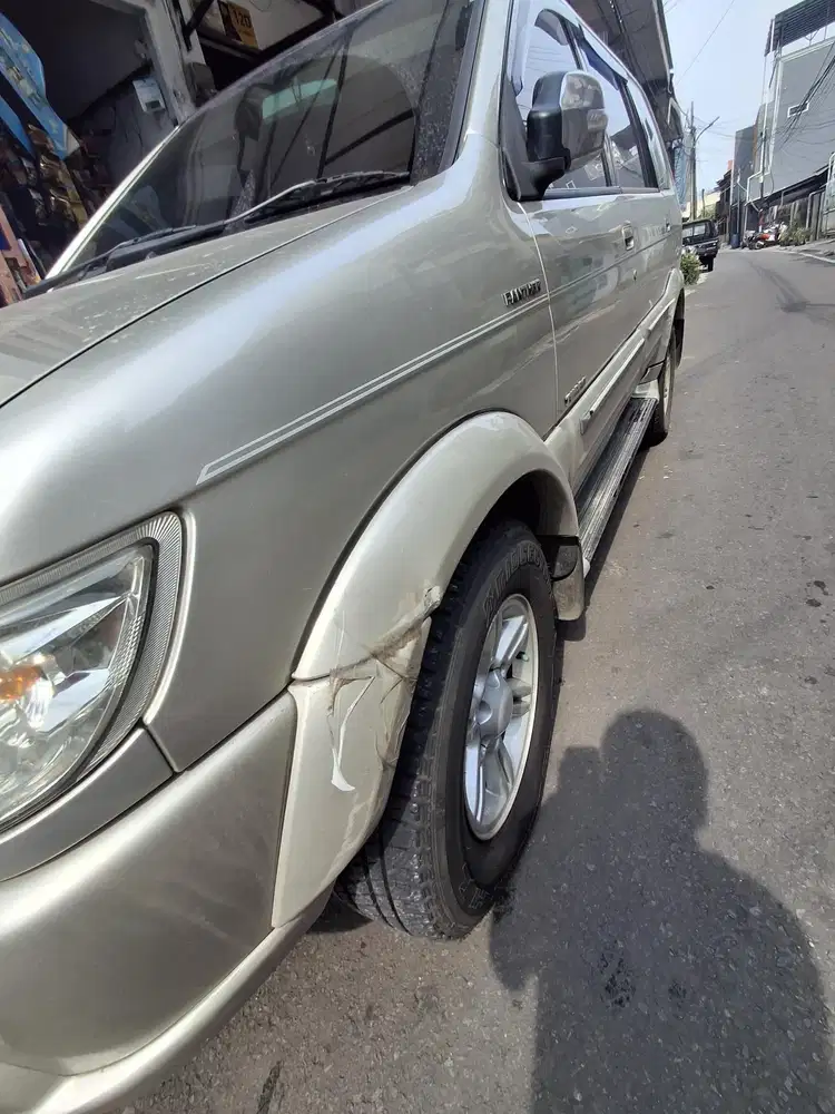 Isuzu Panther 2010 Diesel