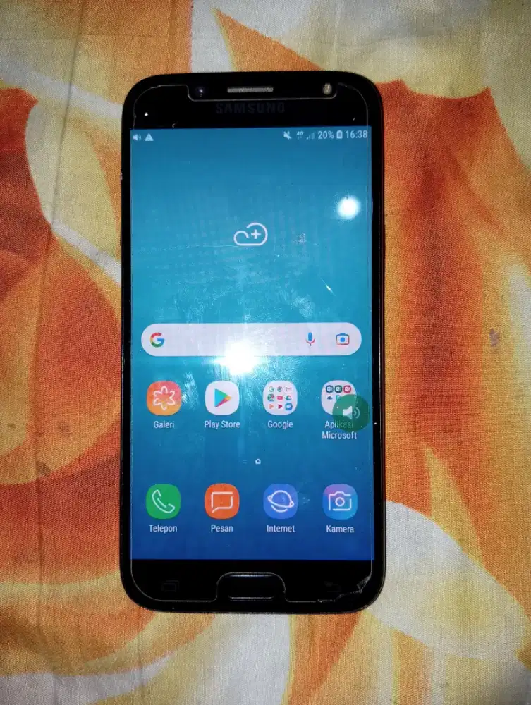 Samsung j5 pro HP dan charger