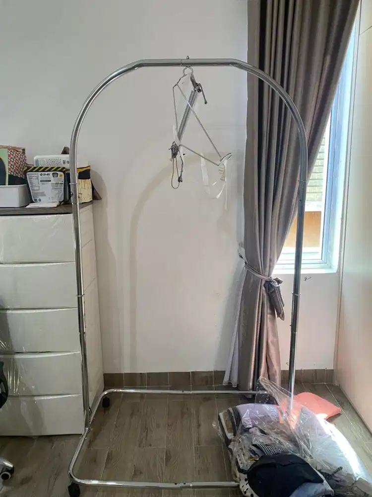 Ayunan bayi merk Athena