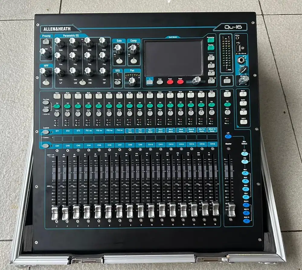 Mixer Allen & Health QU 16