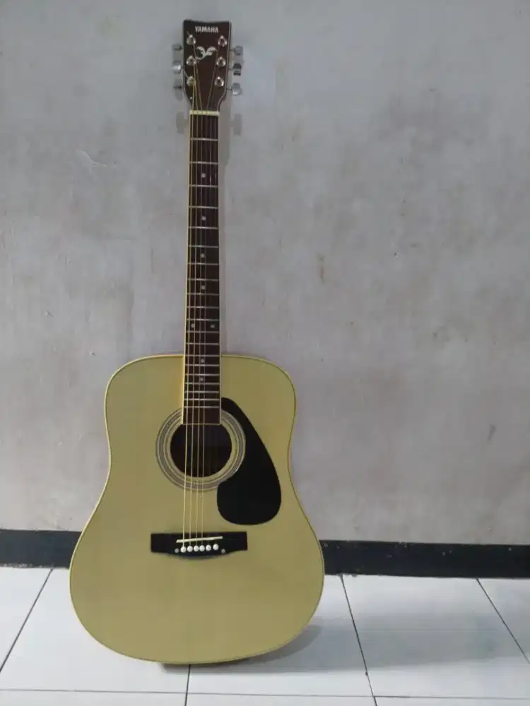 gitar yamaha f310